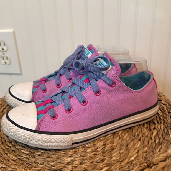 Converse Pink and Blue Sneakers - 4 - Good Condition - See all photos - Picture 2 of 9